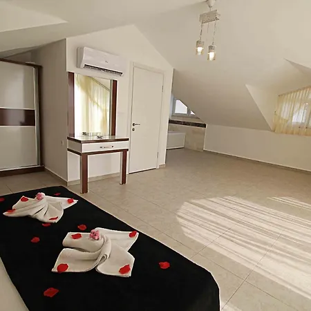빌라 Solite Villa, Oezel Havuzlu, 페티예