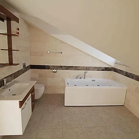 Solite Villa, Oezel Havuzlu, 페티예